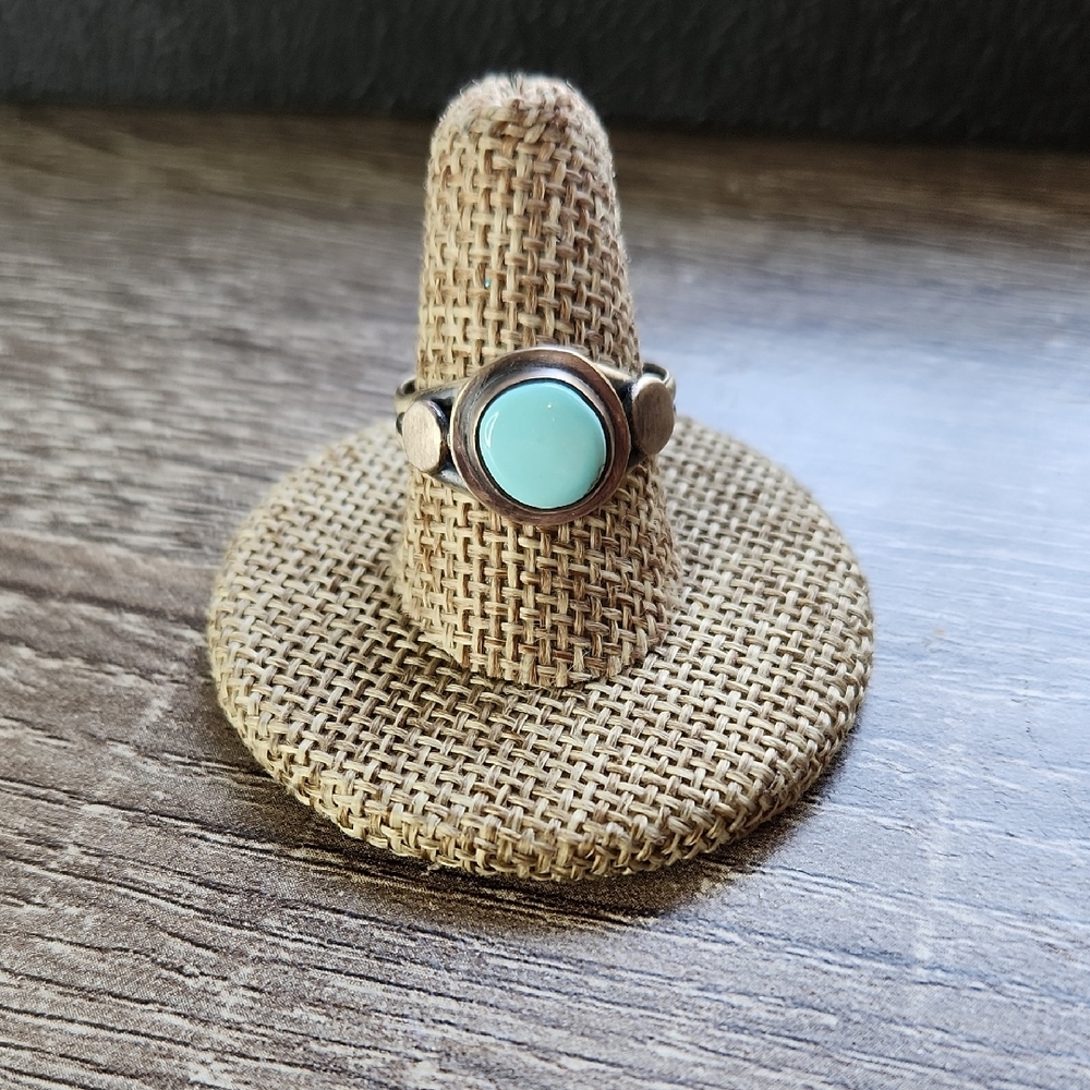 Chic Silver Ring with Royston Turquoise Stone